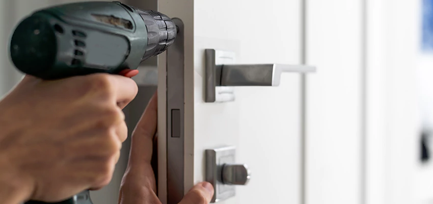 Locksmith For Lock Replacement Near Me in Boynton Beach, FL