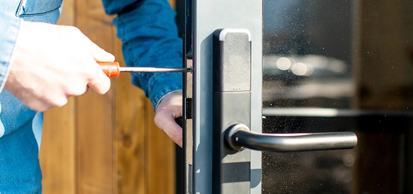 Aluminium Door Lock Replacement in Boynton Beach, Florida